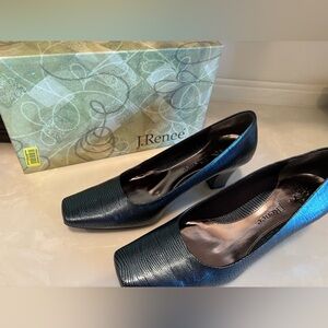 J.Renee Teal and Black Textured Pumps